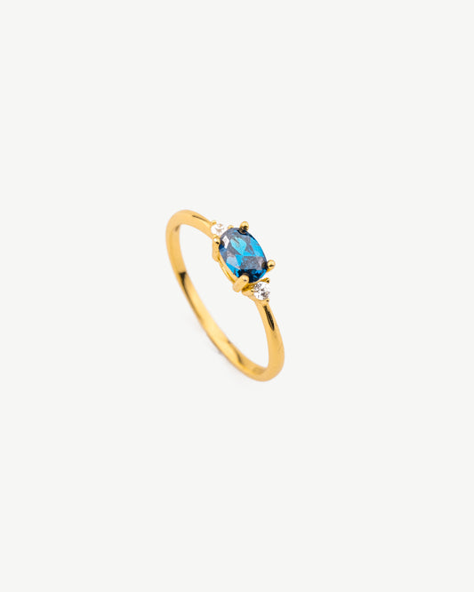 Ovate Sapphire Diamond Ring