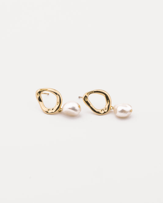 Sculptural Pearl Earrings