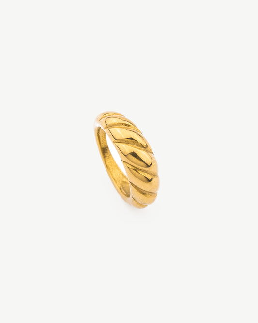 Croissant Dome Ring