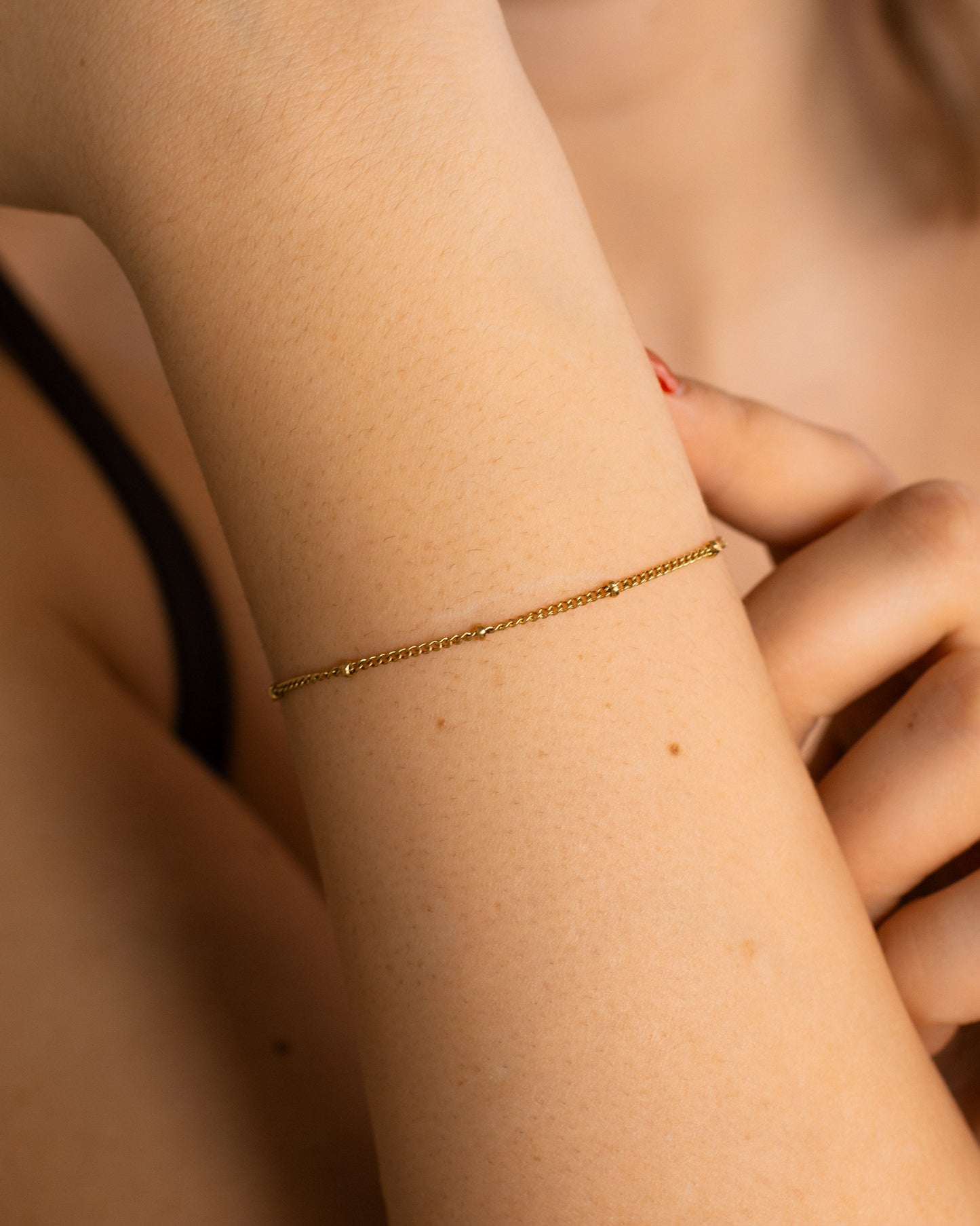 Satellite Chain Bracelet