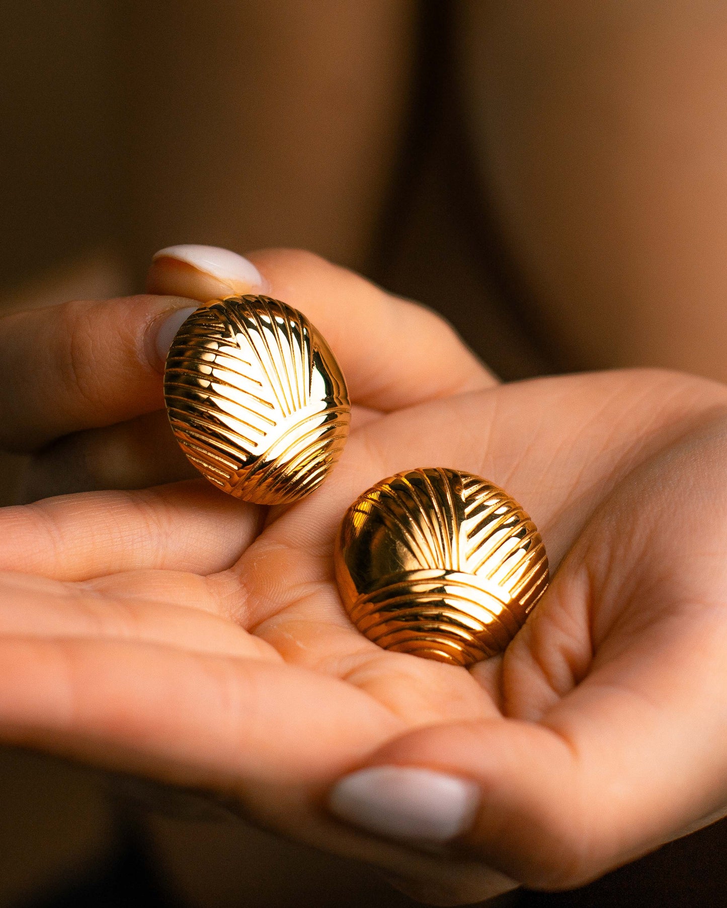 Ribbed Oversize Stud Earrings
