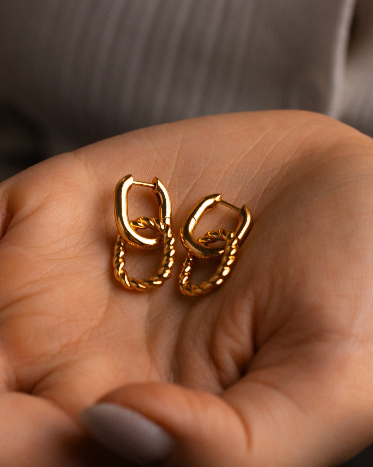 Twisted Dangle Link Earrings