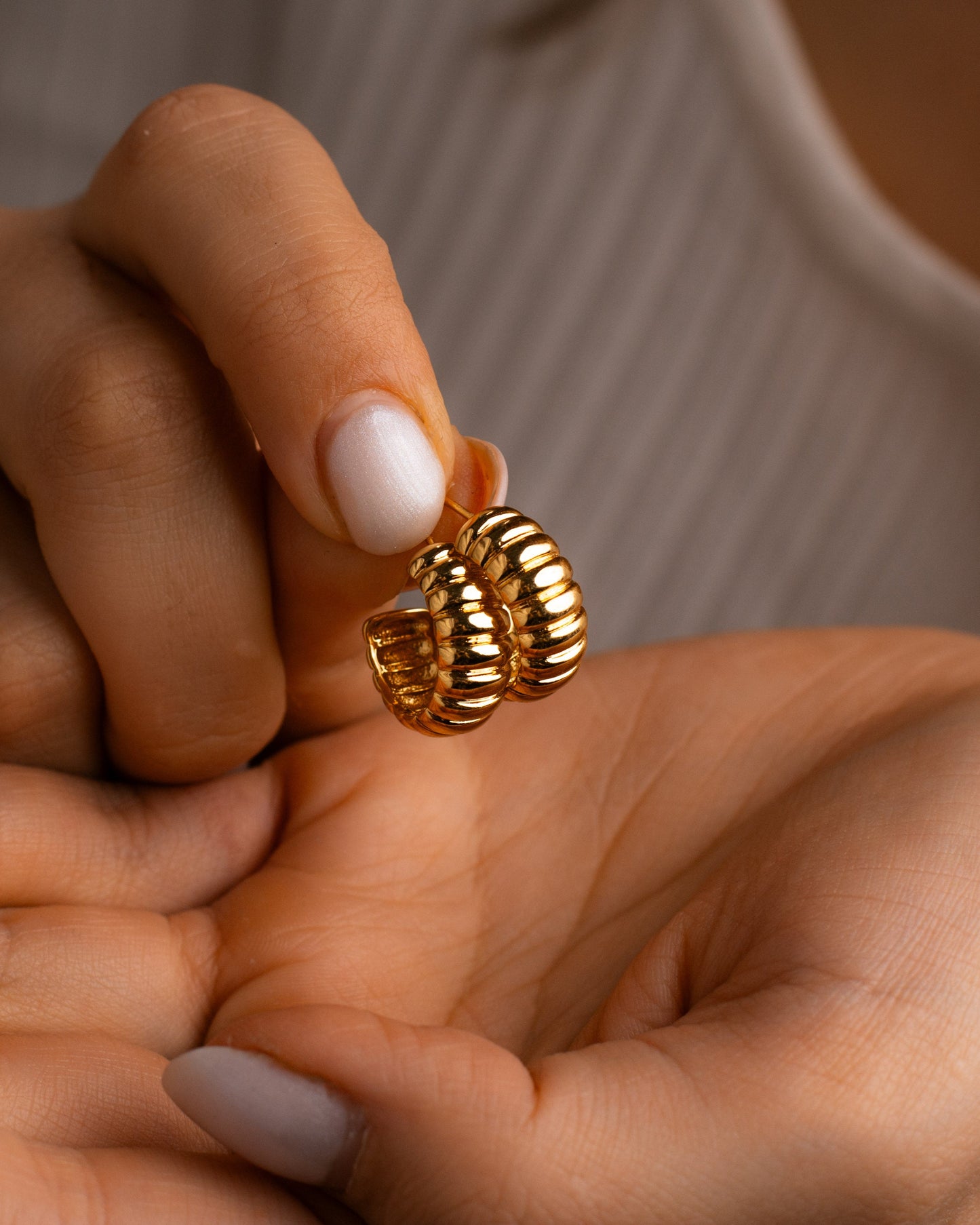Ribbed Hoop Earrings